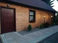 120-letni drewniany domek obok sauna i staw