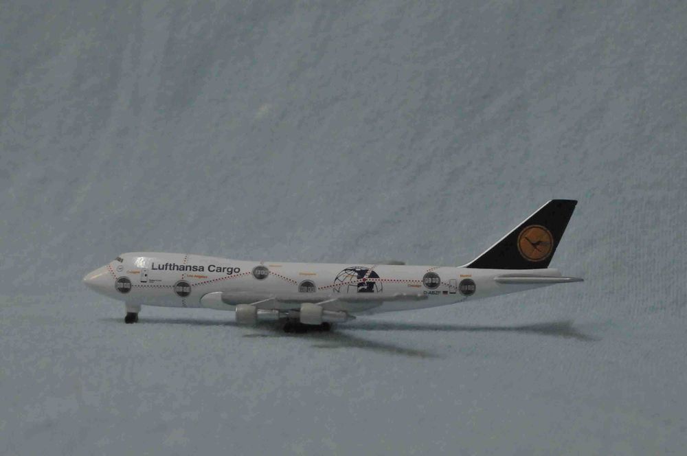 Metal - Boeing 747-200 - Lufthansa Cargo