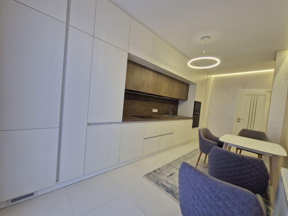 Продаж 2кім новобудови в центрі