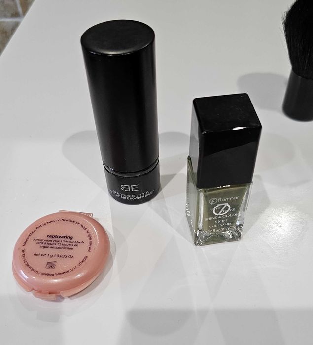 Kit conjunto maquilhagem pincéis, sombras, espelho e turbante