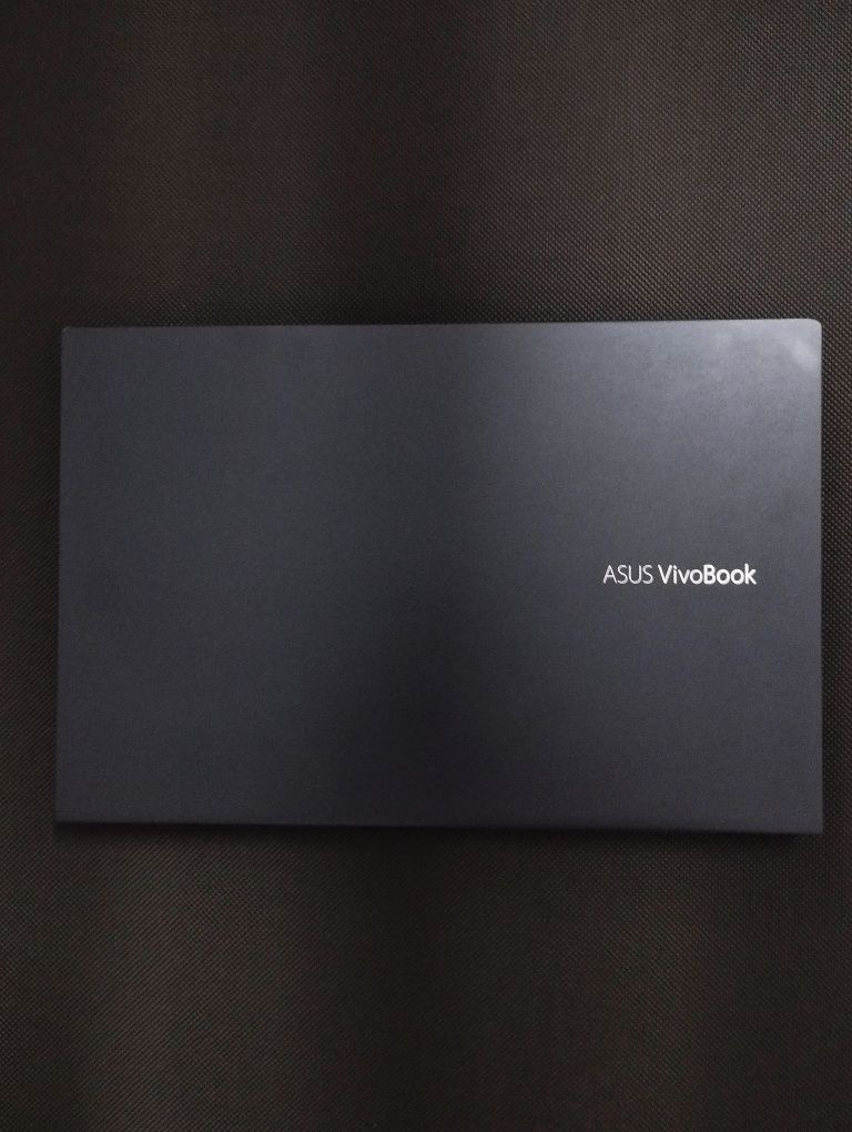 Computador portátil ASUS Vivobook 14"