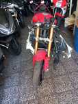 Yamaha R1 RN32 (acidentada)