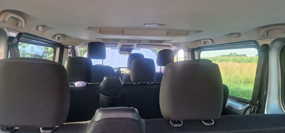 Wynajem BUS 9 osób Renault Trafic  2025 ! Balice Nowe Auto