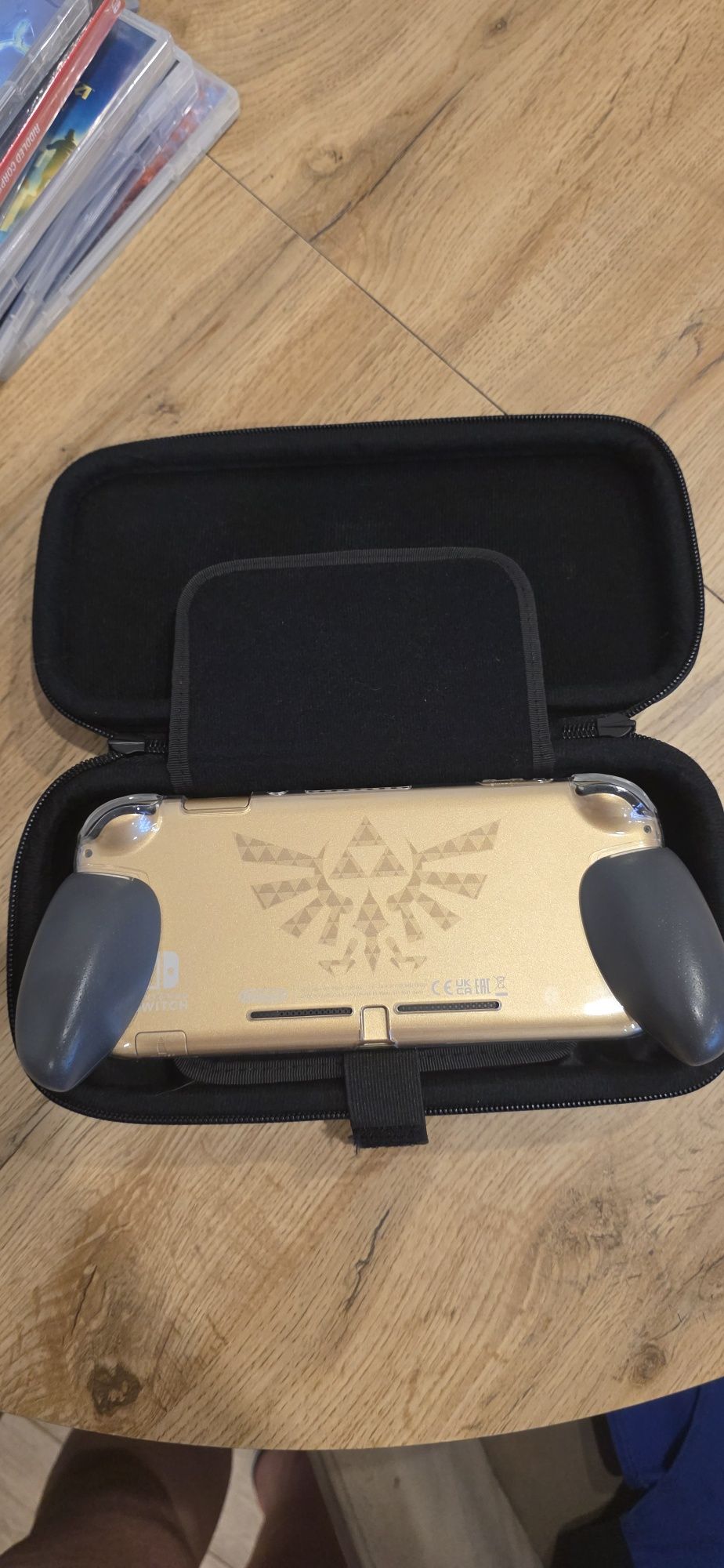 Nintendo Switch Lite Hyrule