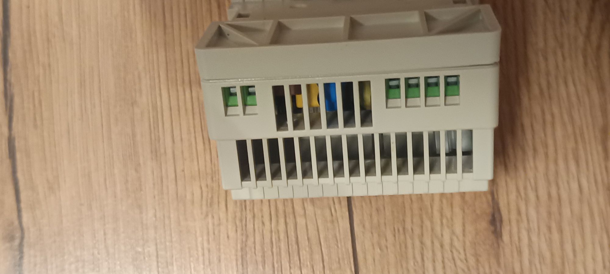 DR-45-24 Zasilacz impulsowy 45 W z pojedynczym wyjściem, 24 V na szyne