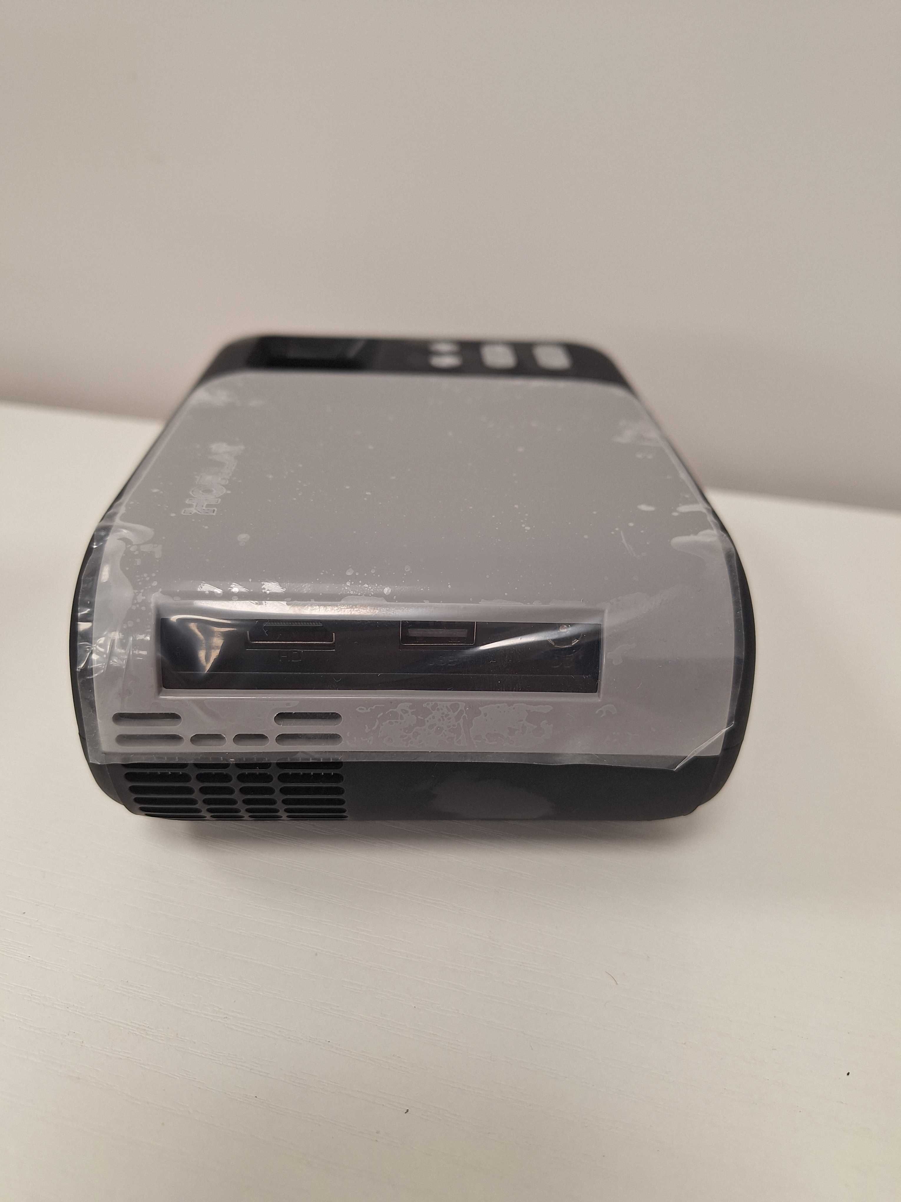 Projektor Horlat  WiFi 5G iOS USB HDMI 180'' BT CAST IOS