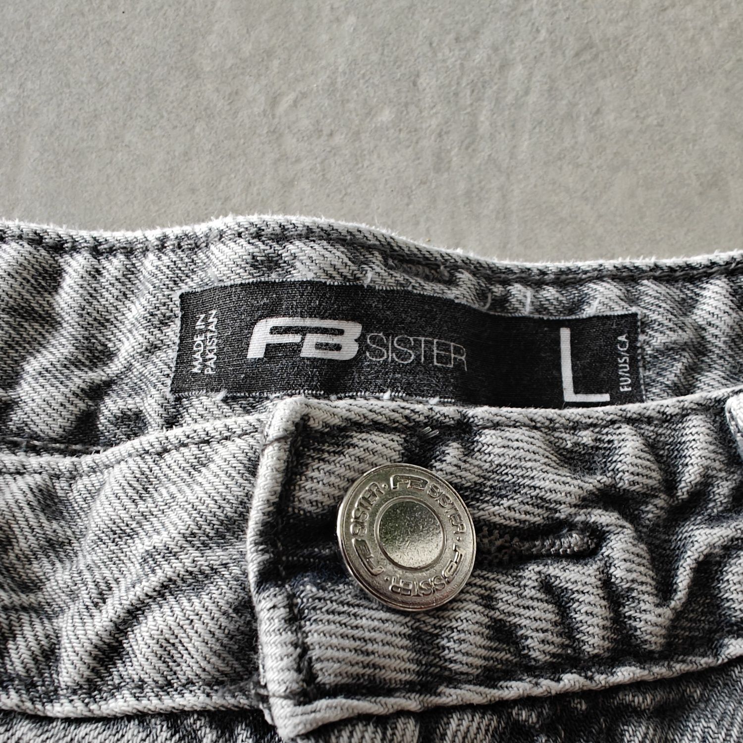 Jeansy typu baggy New Yorker