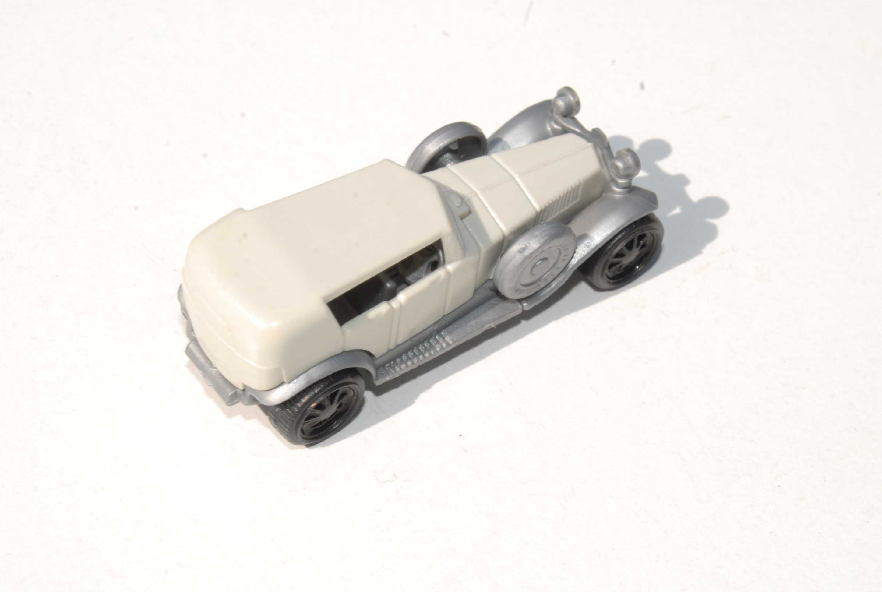 Stara zabawka samochód Renault Torpedo 1923 miniaturowy 90 lata unikat