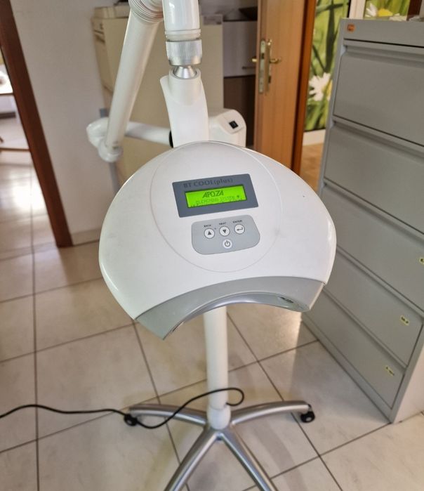 Lampa do wybielania zębów