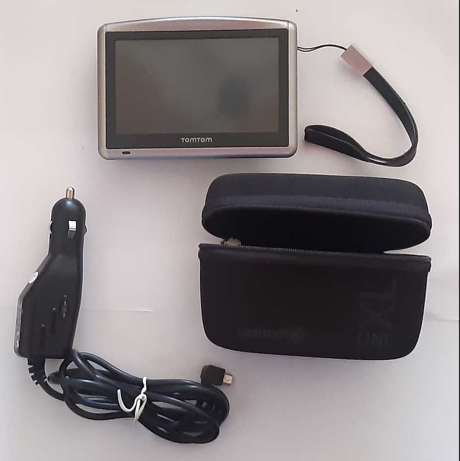 Tom Tom One XL Europe (GPS) com 2 tipos de suporte e uma  bolsa