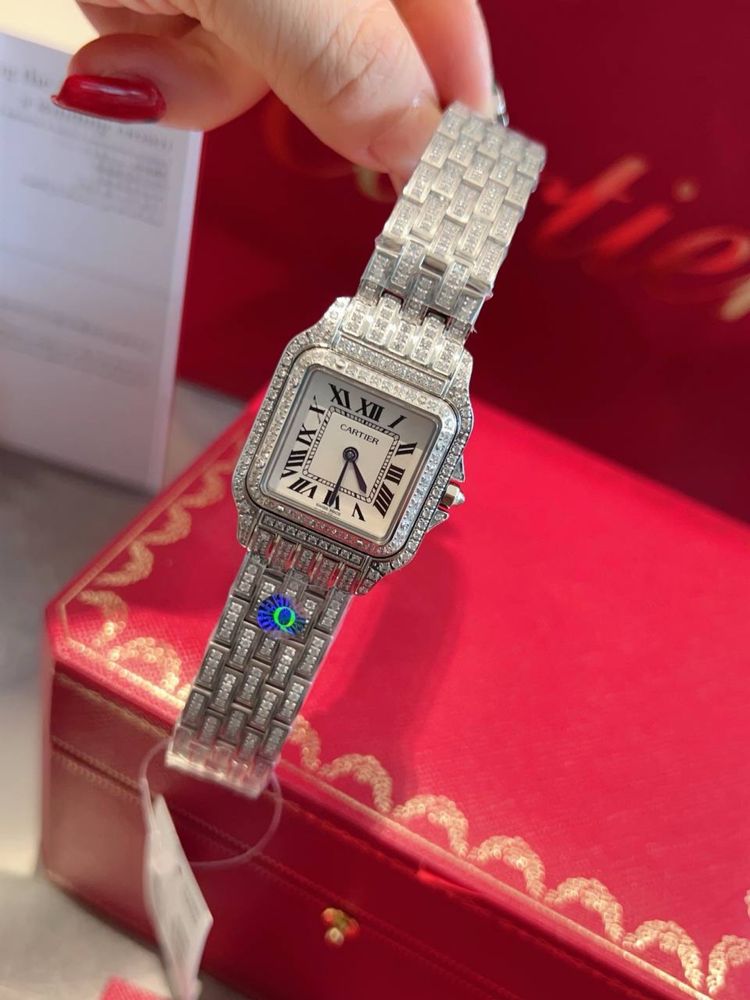 Часы Cartier женские