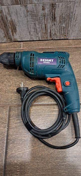 Продам дрель зенит профи