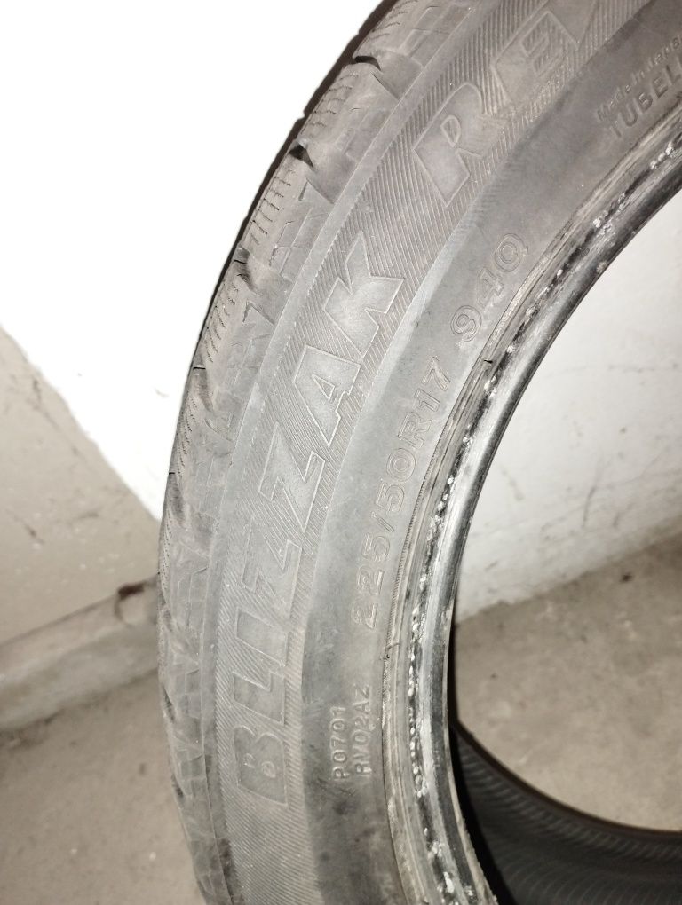 Bridgestone tubeless radial m+s blizzak 225/50r17