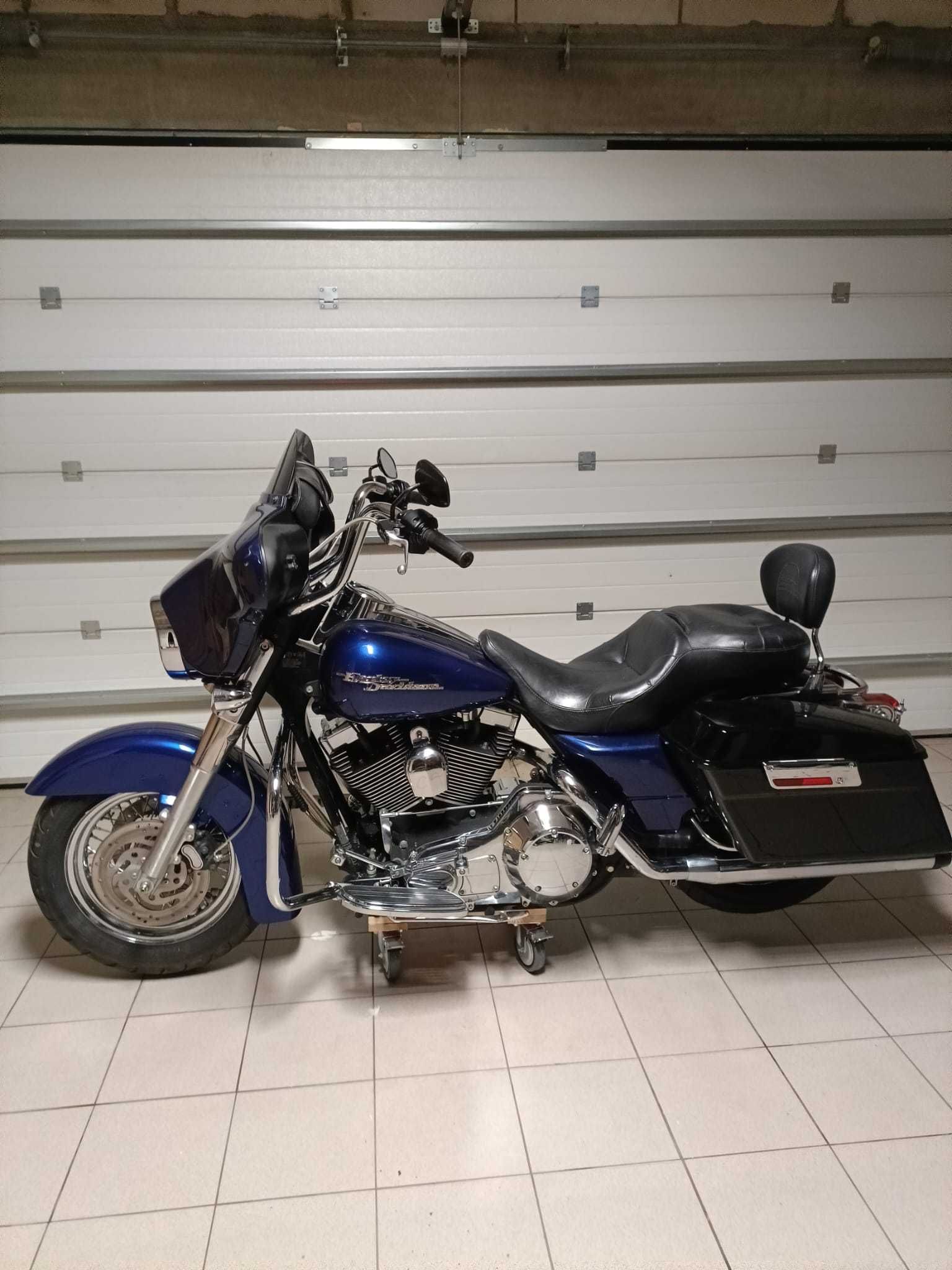 Harley-Davidson Touring Street Glide 2006