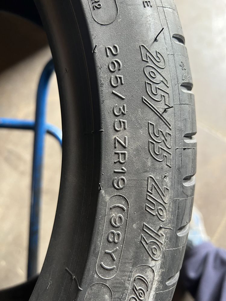 265/35/19+245/35/19 R19 Michelin Pilot Super Sport 4шт новые