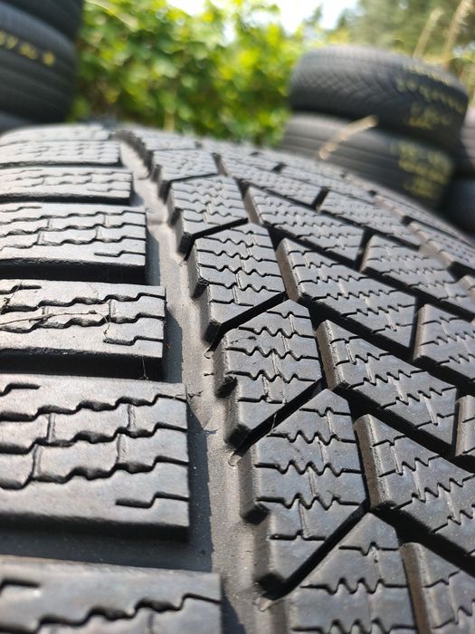 598 1x205/55R17 95H Continental WinterContact TS830P 2021r 8mm FAKTURA