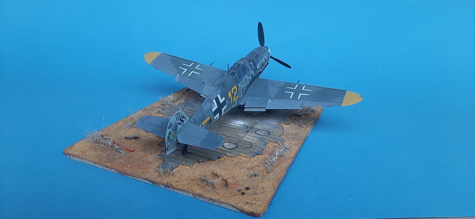 Модель самолета  Ме bf 109 G 6 1/48