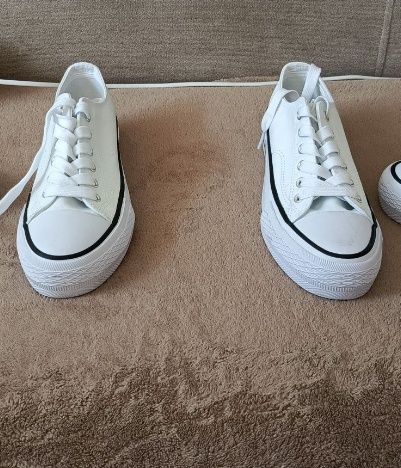 Damskie nowe białe markowe tenisówki od Vty. Size 38/wkładka 24,5