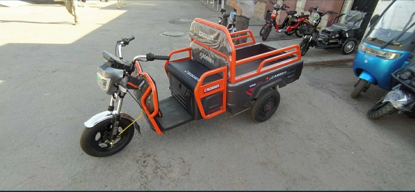 Crosser cargo 12