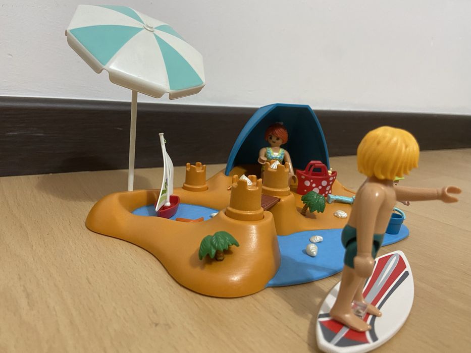 Familia na Praia Playmobil