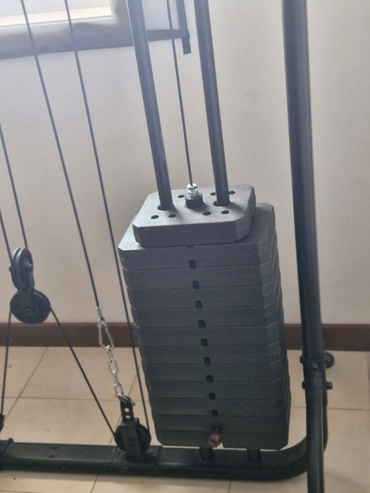 Conjunto de Aparelhos de Ginástica
Conjunto de Aparelhos de Ginástica