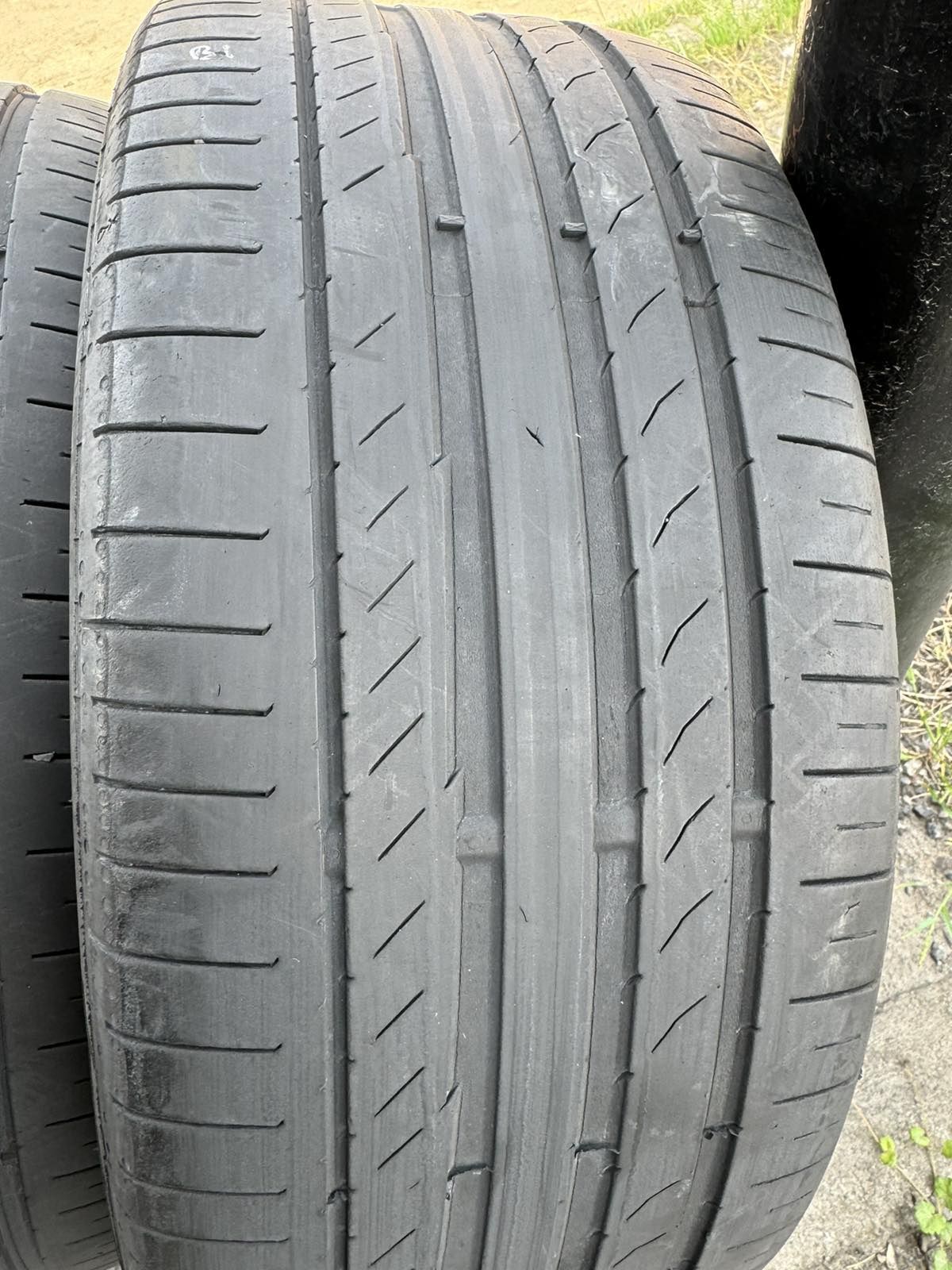 Літні шини Continental 225/45 R17
