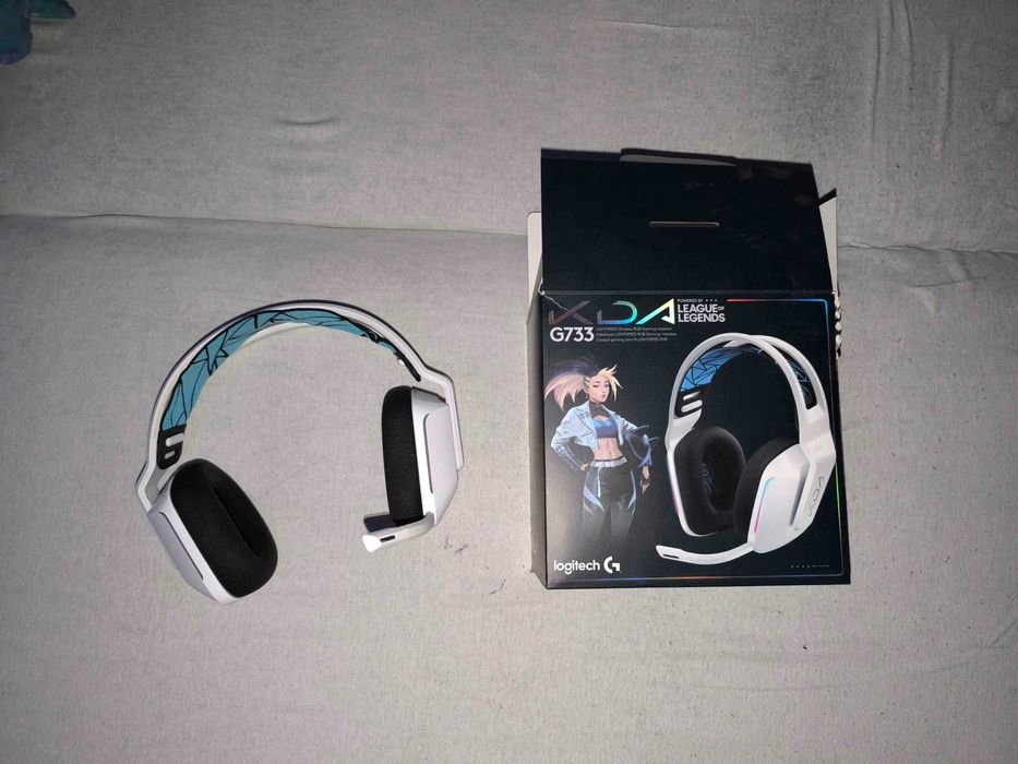Słuchawki bezprzewodowe K/DA Logitech G733 Edycja limitowana