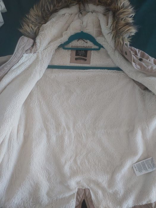 Kurtka zimowa damska 42 L/XL C&A beżowa krótka parka