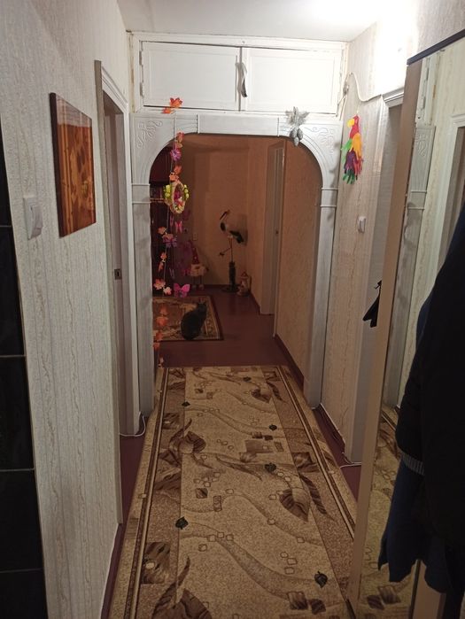 Продам 4 кімнатну квартиру