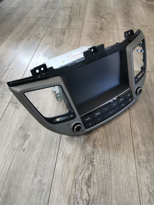 Штатна автомагнітола Hyundai Tucson 2015-2018 (Tucson 3, TL), камера