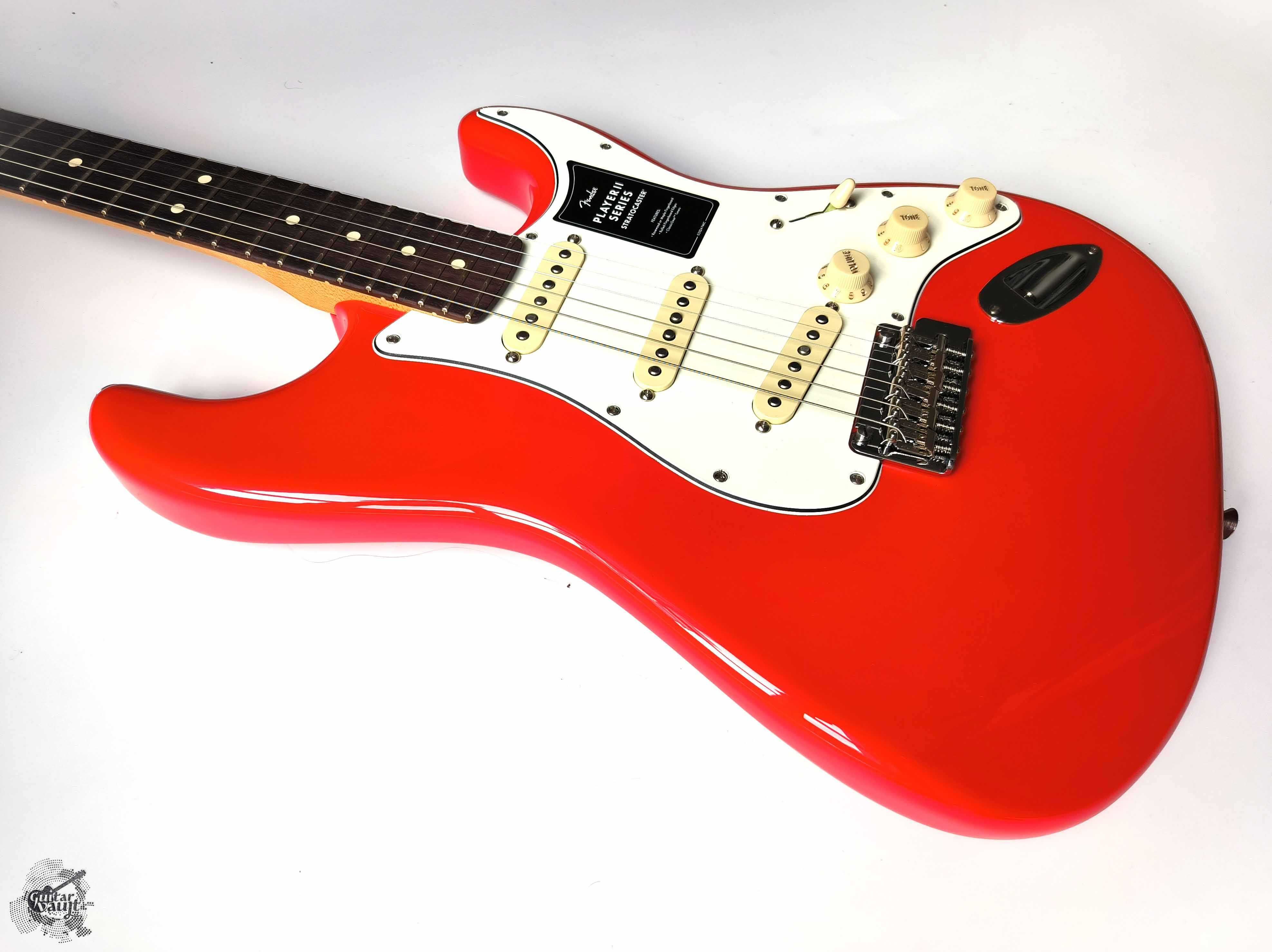 '2025 Fender® Player II Stratocaster® Fiesta Red