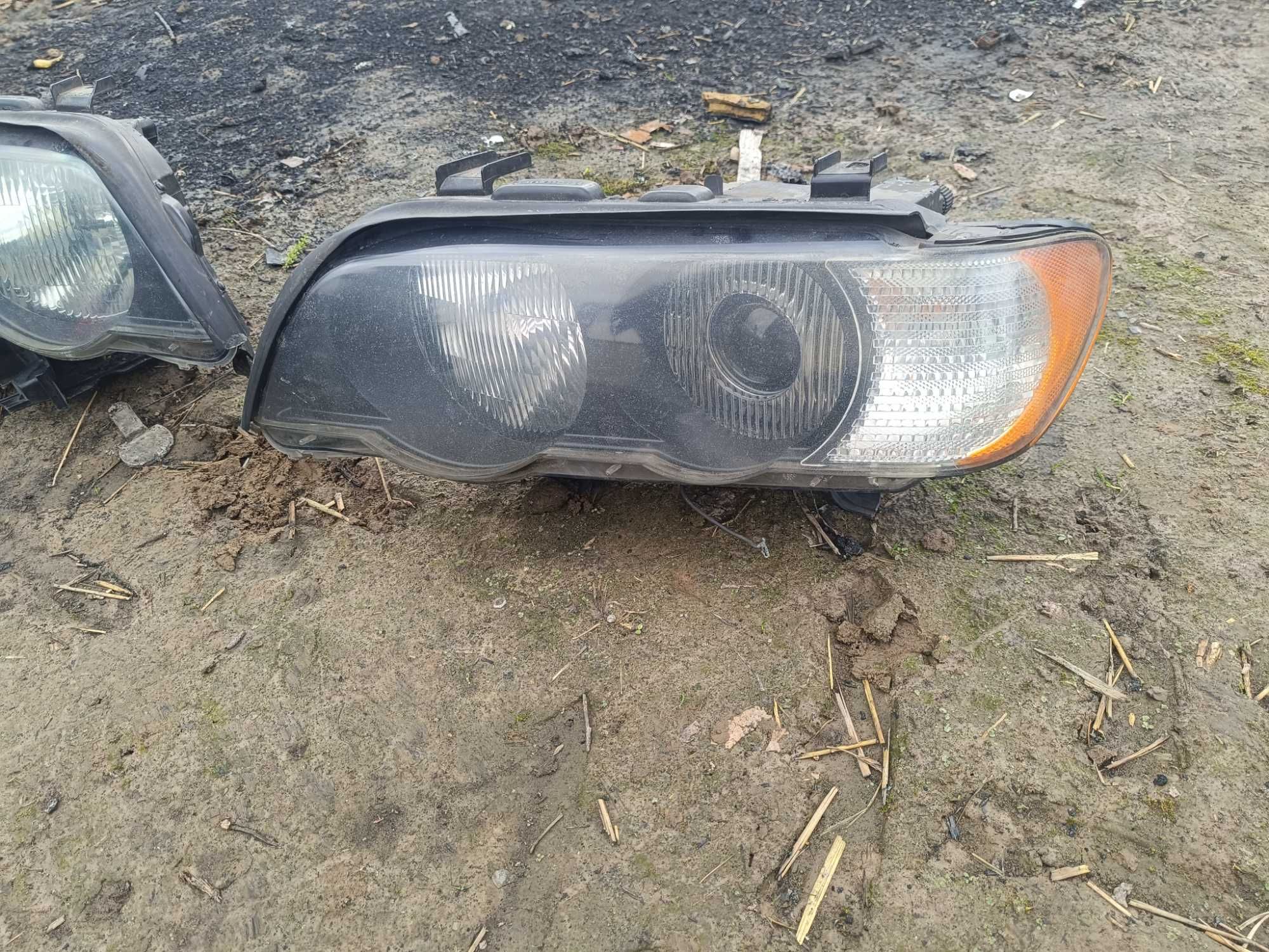 Lampa prawa lewa przednia komplet Xenon BMW X5 E53