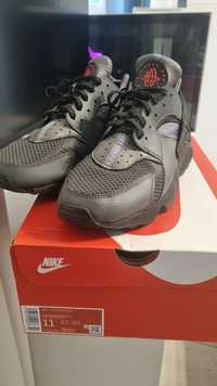 Sprzedam buty  Nike Air Huarache