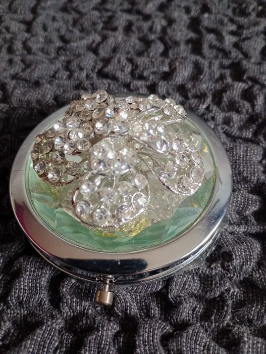 Lusterko kieszonkowe