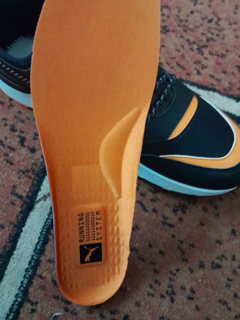 Кросівки Puma running systems.