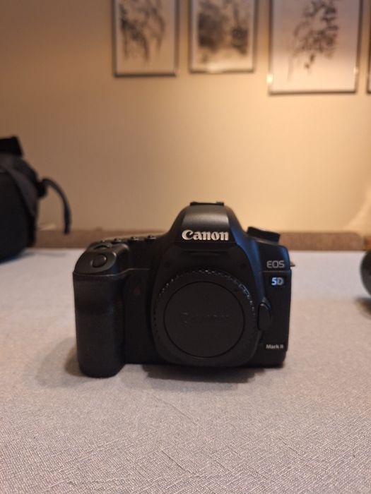 Canon EOS 5D Mk II pełnoklatkowa cyfrówka + osprzęt