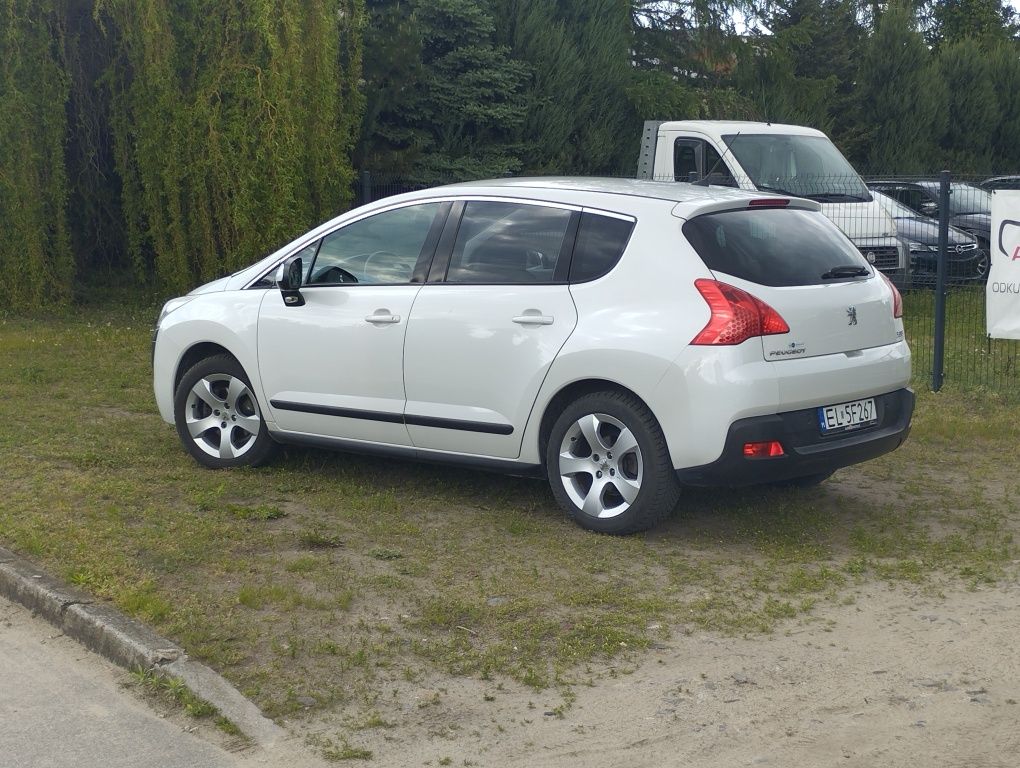 Peugeot 3008  1.6 benz 156KM