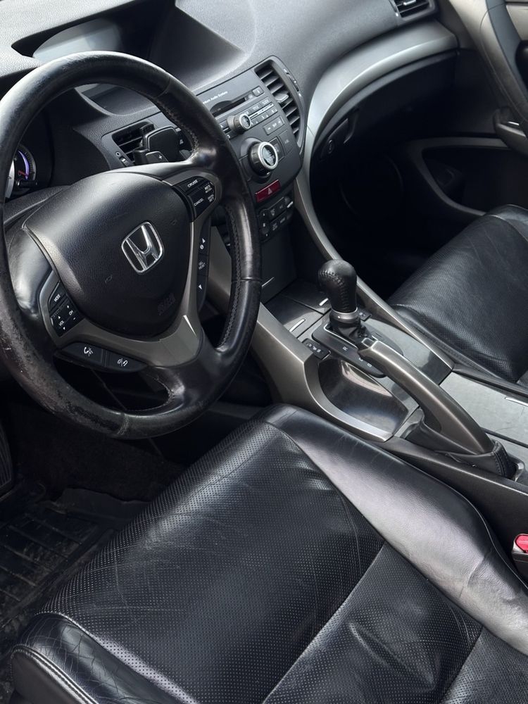 Honda accord 2011