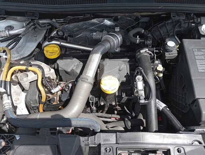 SILNIK KOMPLETNY 1,5 DCI DELPHI K9K830 scenic sandero logan megane
