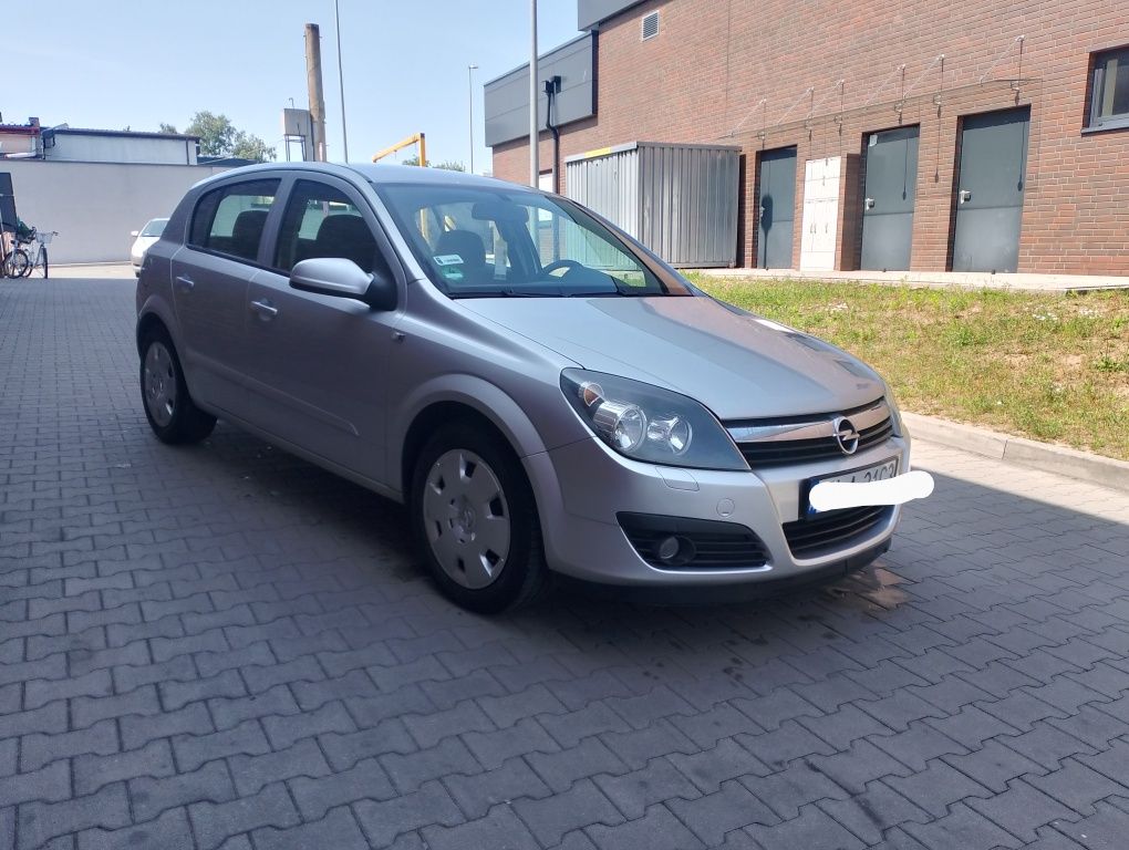Ładna Opel Astra H 1.9D 2006r Skrzynia 6