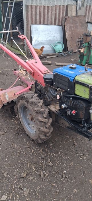 Продам мотоблок бу