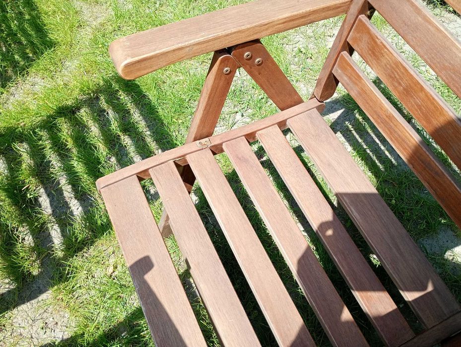 Zestaw mebli ogrodowych drewnianych