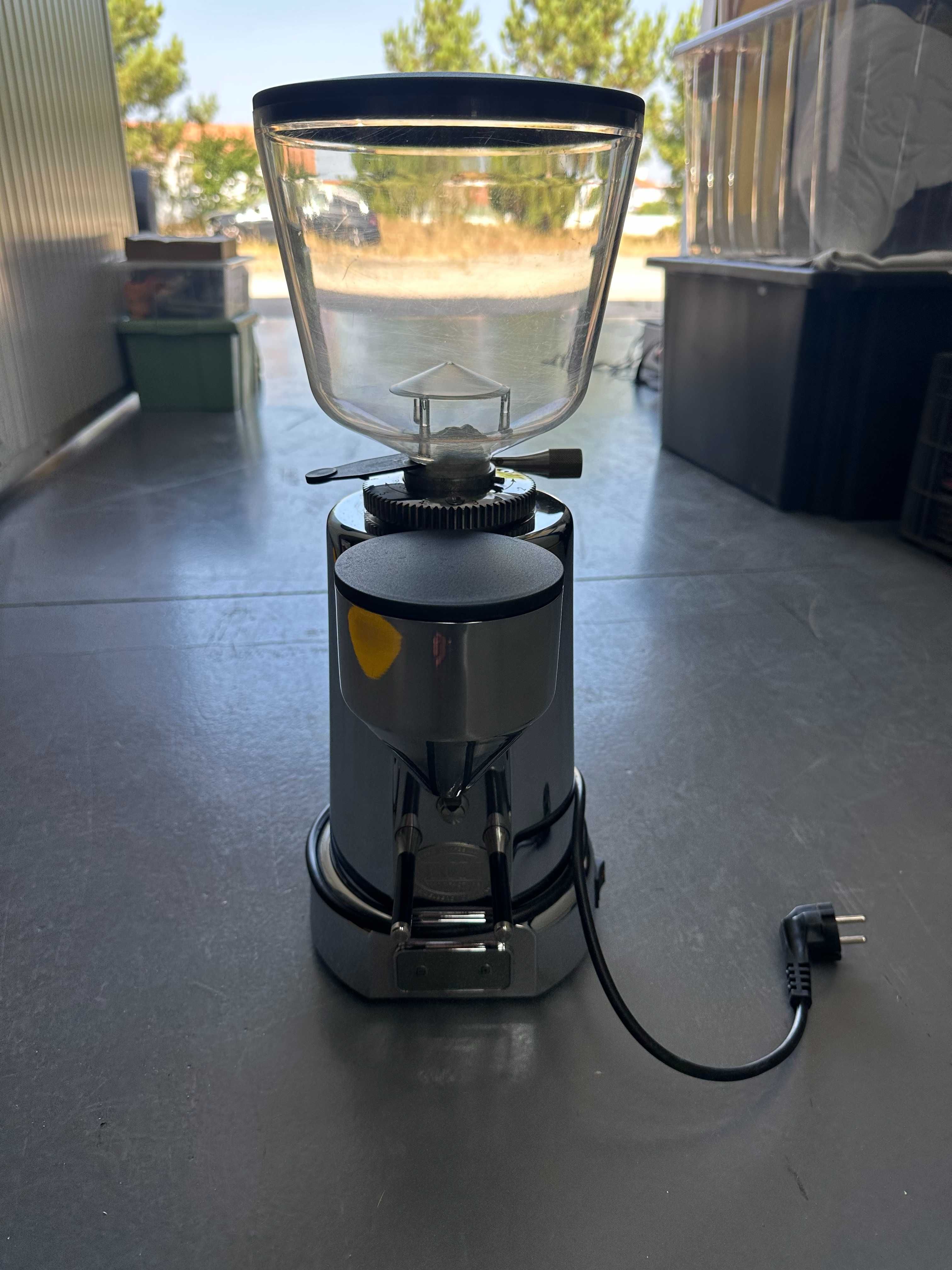 ECM Espresso Machine Classica PID & Coffee Grinder V-TITAN 64