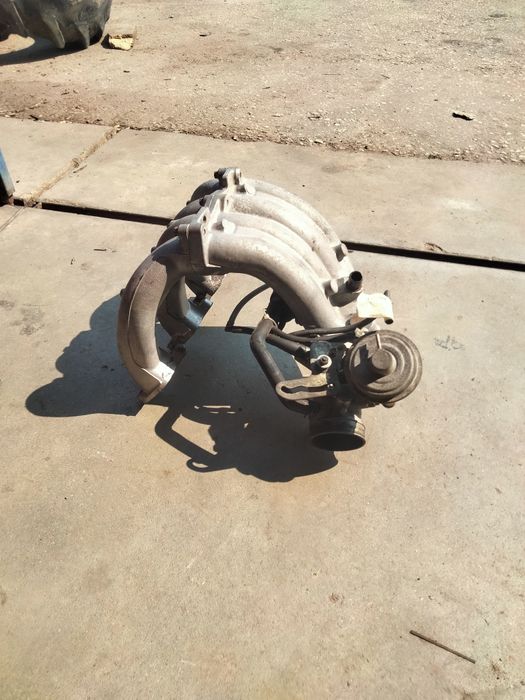 Coletor de admissão + borboleta de ar Ford Transit MK3 2.5 1992