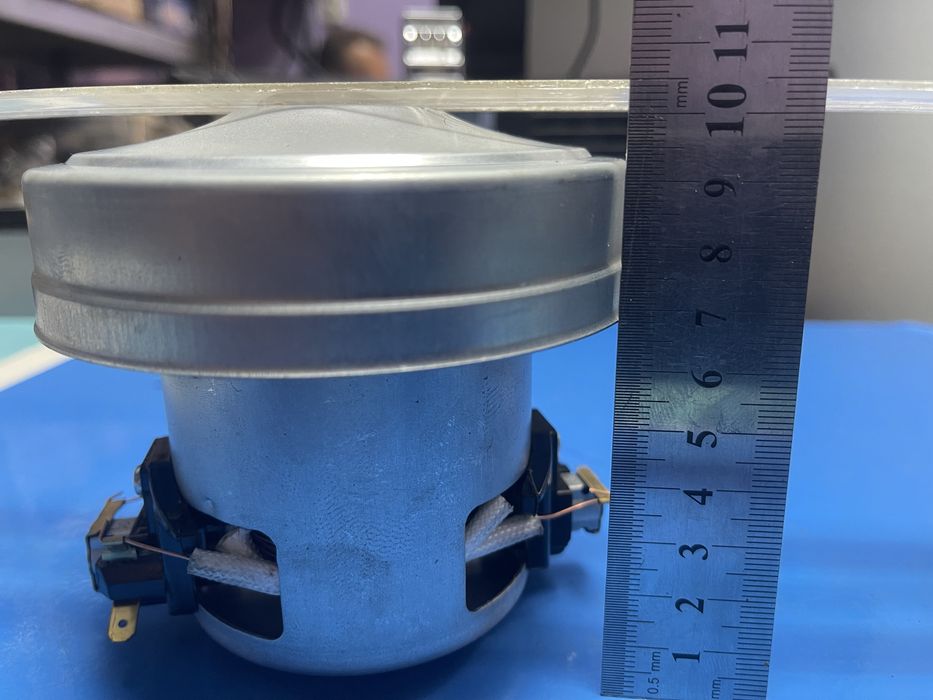 Двигун для порохотяга Rowenta VCM021, 1400w, для пилососа ровента.