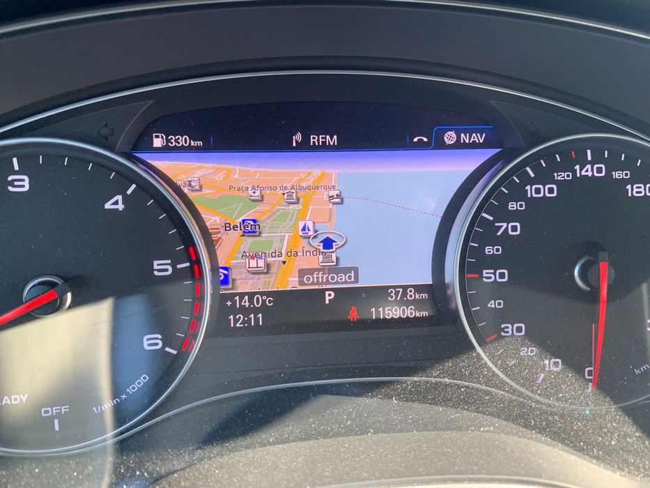 Audi A6 Avant 2.0 Tdi Ultra Tiptronic teto panorâmico