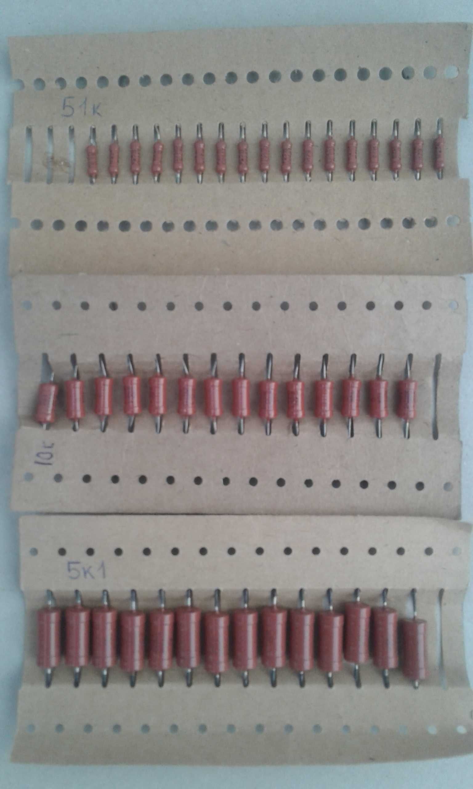 Резистори(опір) ПЄВ-15w 300 oм 30 шт,є і ОЛМТ-2, С-5, ММТ