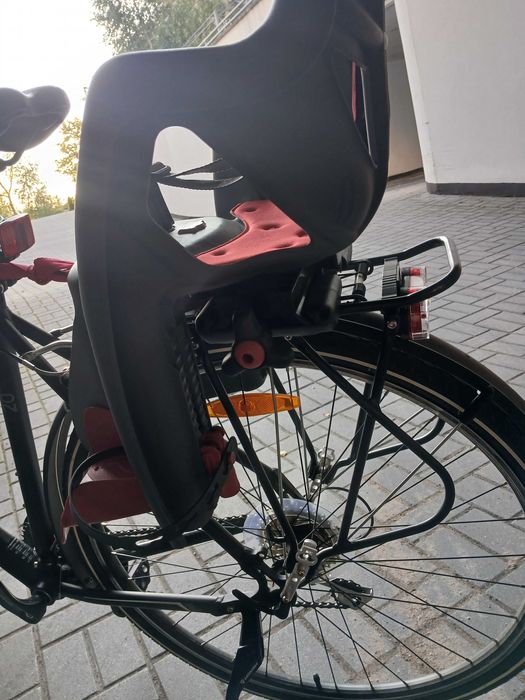 fotelik rowerowy mocowany na bagażnik