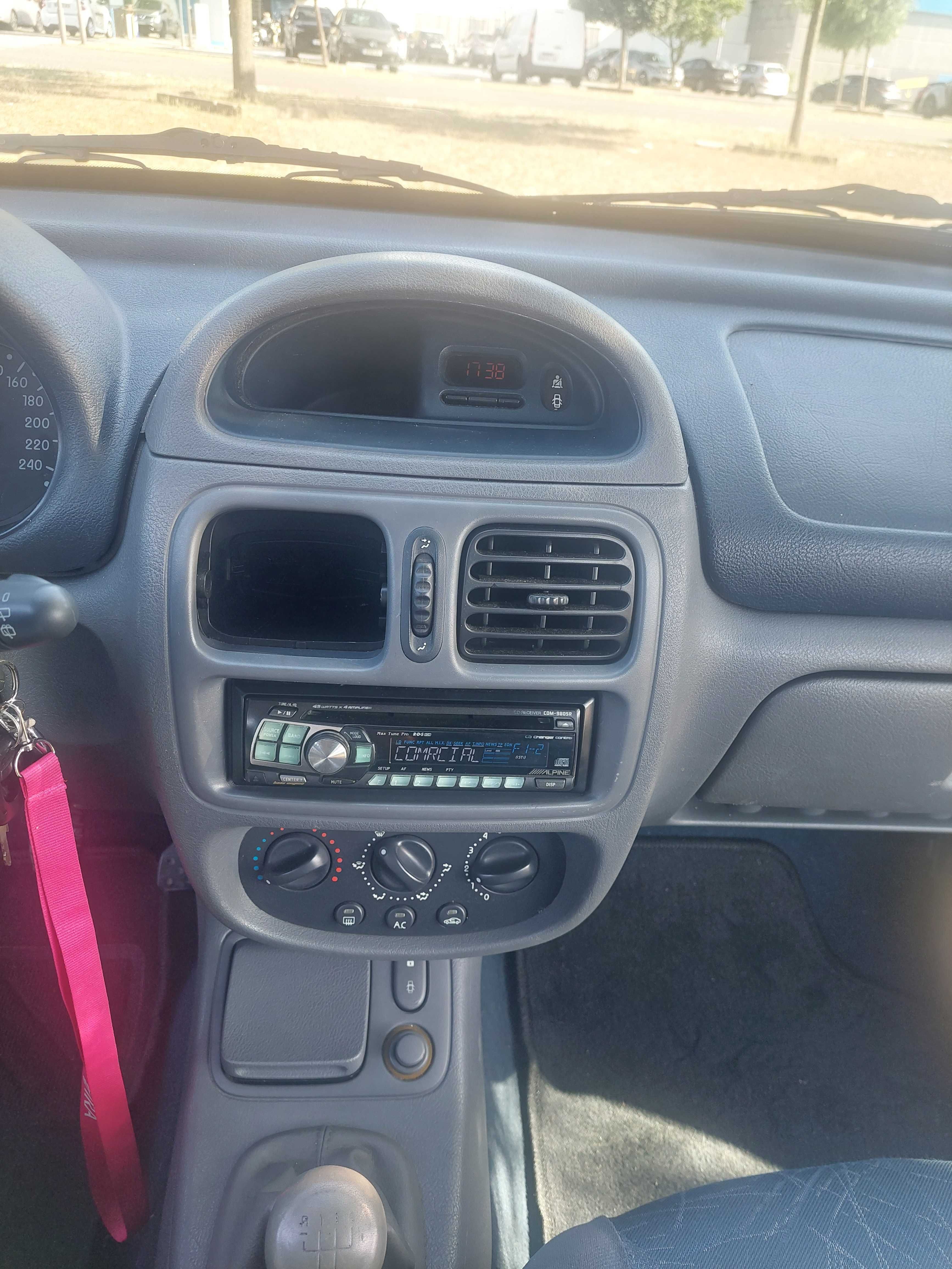 Renault Clio 1.4