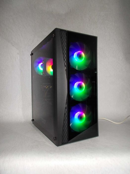 Do gier na Ryzen 7 / 32GB / Graf. 8GB / Jak nówka, gwar. + gratis
